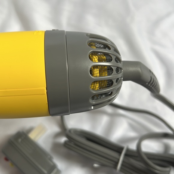 Drybar Straight Shot Blow Drying Flat Iron - Picture 4 of 4